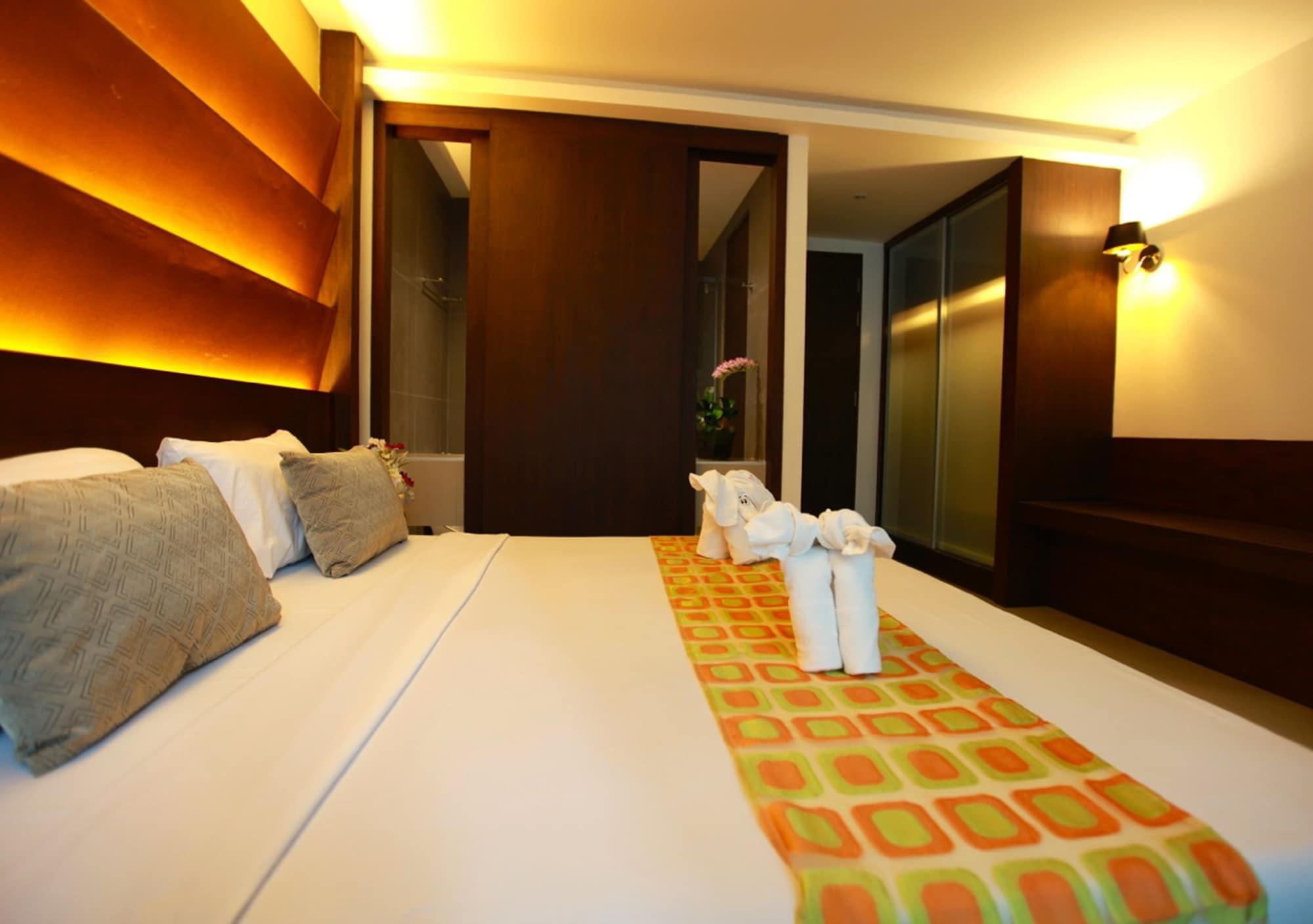 The Bangkok Major Suite Екстер'єр фото